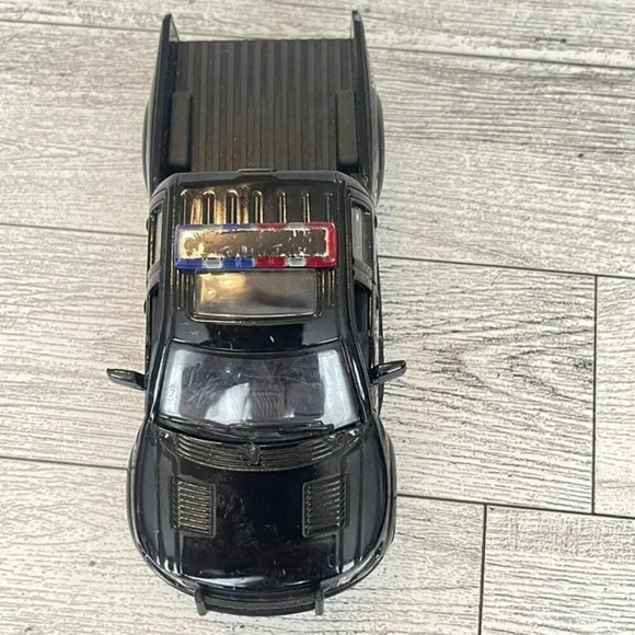 Kinsmart Ford F150 SVT 2013 Raptor Supercrew 1:46 Scale KT-5365 Missing Hatch - Picture 4 of 9